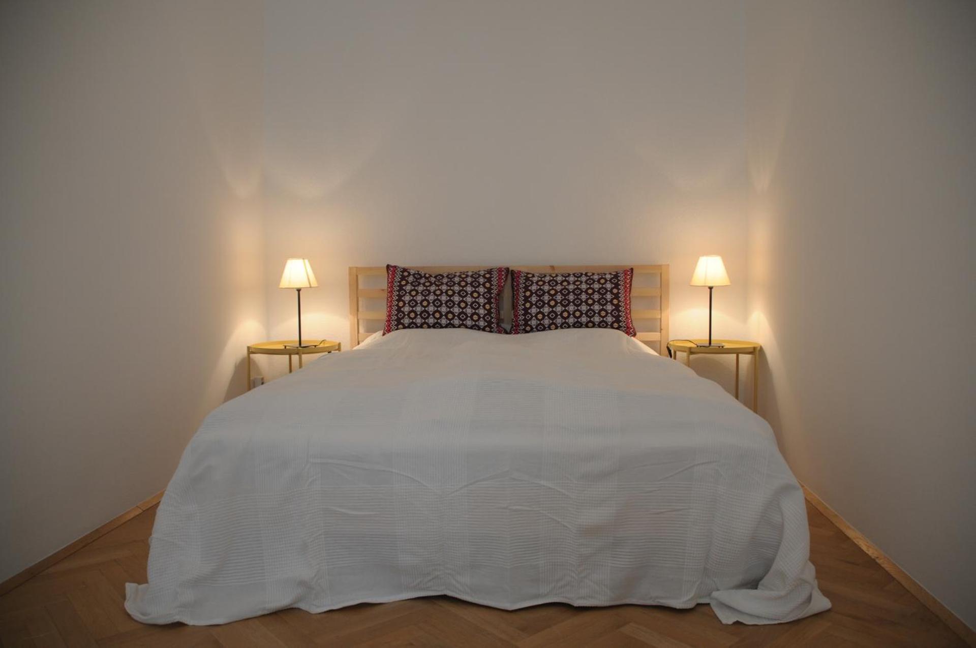 Apartment Beautiful Flat Top-17